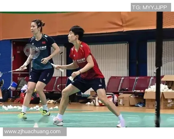 重庆羽毛球队与南京羽毛球队赛后复盘分析团队配合与战术执行的关键因素